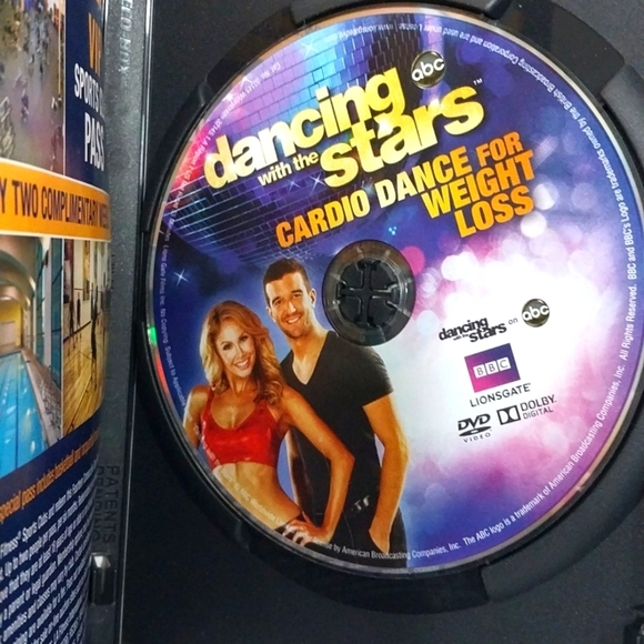 🔵BOGO FREE🔵 Dancing with the Stars DVD Cardio Dance for Weight Loss - Picture 4 of 5